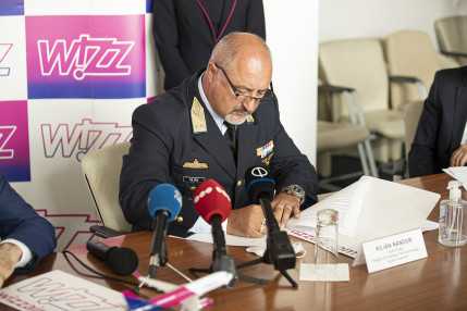 HM és Wizz Air együttműködési megállapodás KLAC8733