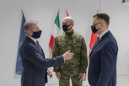 Lengyel_nemzetvédelmi_miniszter_látogatása (16)