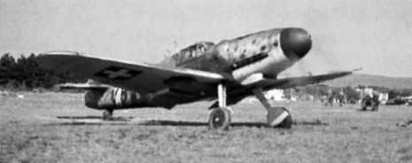 4_Messerschmitt-Bf-109G6-RHAF-unknown-unit-and-pilot-Hungary-1944-05