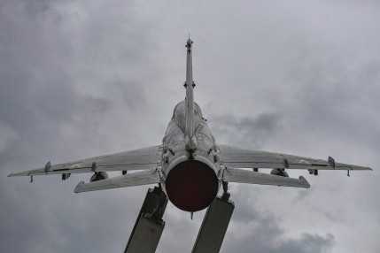 MiG-21 (2)