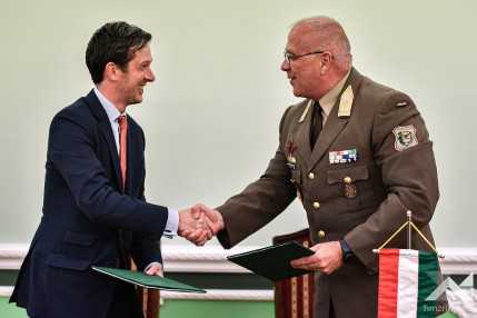 UNFICYP Military Police Platoon ünnepélyes aláírása (12)