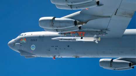 Hypersonic-Missile-AGM-183A-–-Tested-On-A-B-52-Bomber