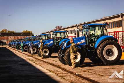 New_holland_traktorok_atadasa (6)