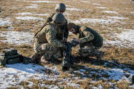 1 Lövészzászlóalj lövészeti kiképzések Carl Gustaf lövészet (7)