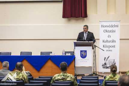 Nemzeti_Hadseregtol_a_Magyar_Kiralyi_Honvedsegig_c_konferencia (5)