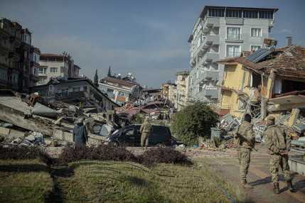 Földrengés Törökországban KLAC9204