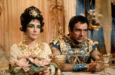 7 Cleopatra és Antonius Liz Taylor és Richard Burton alakításában