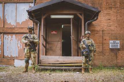 20240906 COM EUFOR visit, inspect Tuzla-1 (6)_Koncsek